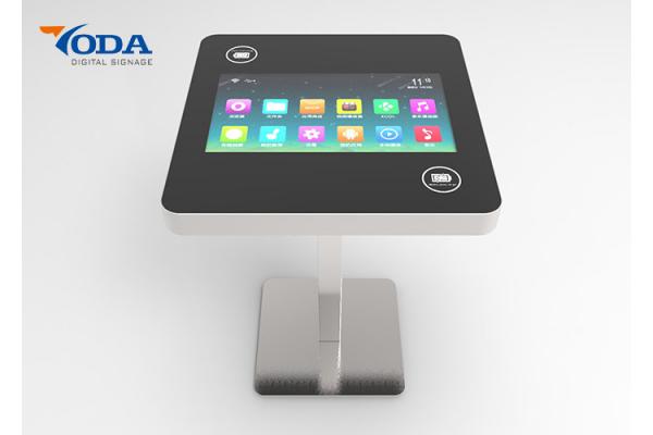 Durable LCD Touch Screen Kiosk 21.5*2Inch Coffee Restaurant Menu Table