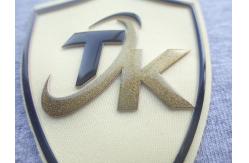 China Eco Friendly Custom Woven Silk Screen Printing Patches With Silicone Logo supplier