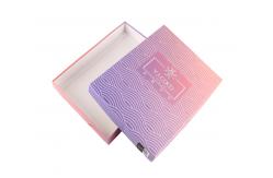 China Custom White Paperboard Boxes With Lid Folding Clothing Packaging Boxes supplier