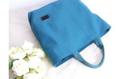 China Canvas Tote Shopper Bag With Zip , Plain Canvas Fabric Tote Handbags supplier