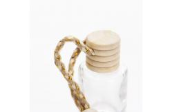China 5ML 10ML Mini Reed Glass Diffuser Bottles Air Freshener Perfume Clip supplier