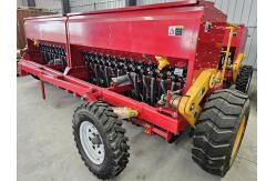 China Wholesale Wheat Planter for Commercial Grain Production Precision Planting supplier