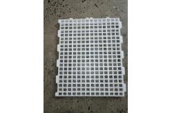 China Lightweight Chicken House Floor Slats Plastic Slats For Poultry Houses supplier