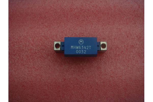 RF Power Transistors MHW105 - Motorola, Inc - Hybrid Power Module