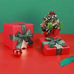 Long lasting and Sturdy Christmas and Valentine's Day Gift Fancy Packaging Box with Glossy or Matte Lamination for sale