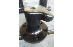 China SWL 550KN Tee Head Mooring Bitts Ship Berthing Bollard supplier