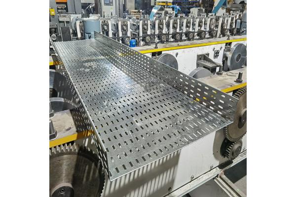 Tile Metal Roof Forming Cable Tray Punching Machine 11kw