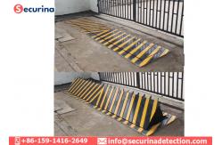 China Carbon Steel Frame Hydraulic Spike Roadblocker Traffic Road Blocker Barrier Machine supplier