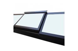 China Rectangular  Aluminum Skylights Heat Insulation Aluminium Roof Windows Remote Control supplier