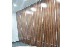 China Wood Fiber Board Ceiling Folding Partition Wall Interior Decorative supplier