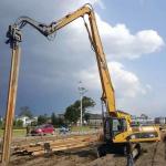 Heavy Duty Excavator Pile Driver Attachment Vibrating Arm For Construction Sites for sale