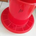 Plastic Bucket Feeding System PE Poultry Feeder Drinker for sale