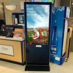 49 Inch Vertical Digital Advertising Machine Capacitive Touch Screen