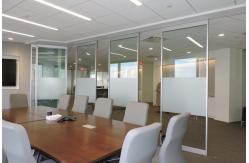 China Movable Partition Walls Flexible Frosted Glass Room Dividers For Office supplier