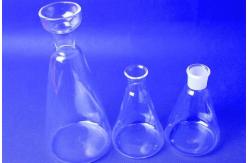China Long Nozzle Lab Equipment Glassware Thermo Stable Wide Application supplier