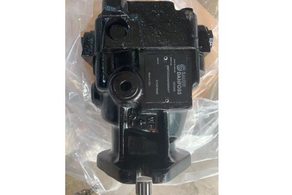 Sauer Danfoss motor 4353056 code MMF 035 DAAHABNNN