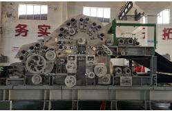 China Double Cylinde Nonwoven Carding Machine 60m / Min For Polyester Fiber Quilt supplier