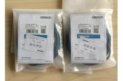 China Omron Conveyor Encoder E2e-x5me1-z Cutting Parts For Yin Machine supplier