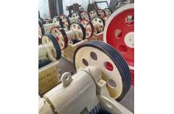 China 1500*1800 1100T/H Jaw Rock Crusher Primary Or Secondary Crushing Machine supplier
