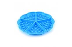 China 3d Waffle Silicone Cake Mold Simple And Convenient Food Grade Safe supplier