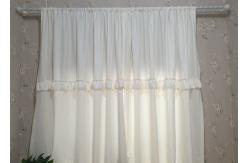 China Pure White Ruffle Bathroom Shower Curtains Thickening 100% Polyester Waterproof supplier