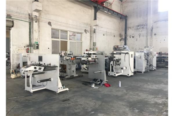 High Efficiency Label Slitter Rewinder ±0.10mm Accuracy Rate Running Stably