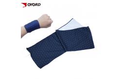 China PVA Microfiber Cooling Towel Comfortable Breathable Multiple Layer Design Wear Resistant supplier