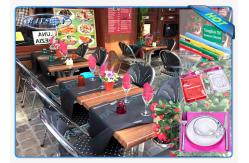 China Disposable Polypropylene Non Woven Table Cloth with Printing Design supplier