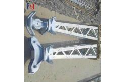 China Heavy Duty Inner Suspended Lattice Gin Pole For Transmission Tower Construction supplier