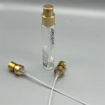 Luxurious Golden Perfume Bottle Sprayer - Elegant Dispenser for Fragrances