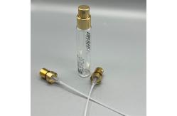 China Luxurious Golden Perfume Bottle Sprayer - Elegant Dispenser for Fragrances supplier