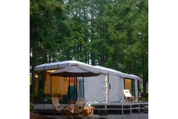 8 Ton Steel Space Capsule House with Solar Panels LED Lighting