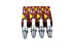 China PLFER7A8EG 94833 Auto Parts Spark Plug 06K905601B Automotive Spark Plug supplier