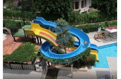 China OEM Swimming Pool Water Slide Fade Resistant Fiberglass Spray Ground Pool Slide supplier
