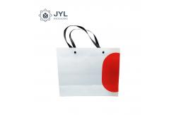 China Ultralight Multipurpose White Cardboard Bag , Antibacterial Paper Bag For Perfume supplier