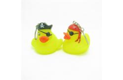 China Lovely Pirate Baby Bath Mini Duck Keychains With LED Night Light Design supplier
