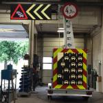 Anti - UV Led Lamp Portable Variable Message Sign Low Power Consumption for sale