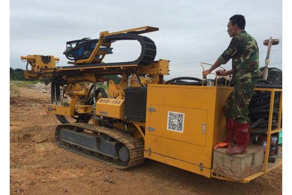 Self - Guided Ore Anchor Drilling Rig