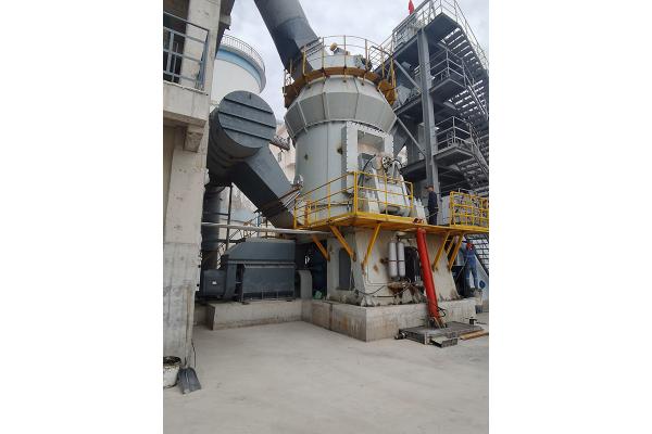 Vertical Barite Bauxite Grinding Mill Energy Saving Grinding Machine