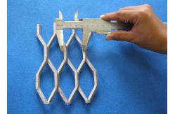 China Heavy Duty Expanded Metal Catwalk Grating 500g/sqm Zinc coating ASTMA36 supplier