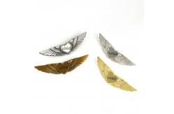China Custom Metal Pin Badges 2D / 3D Personalised Metal Logo Badge supplier