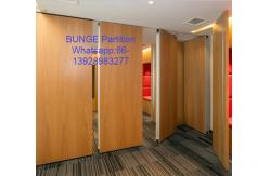 China Acoustic Sliding Folding Partitions Movable Walls With Aluminium Door Track Rollers supplier