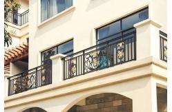 China Black Powder Coating  Iron Tubular Metal Fence Spearhead Design supplier