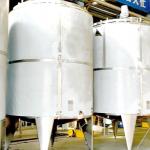 SUS316L Paddle Agitator Dairy  Stainless Steel Tanks Legs Adjustable for sale