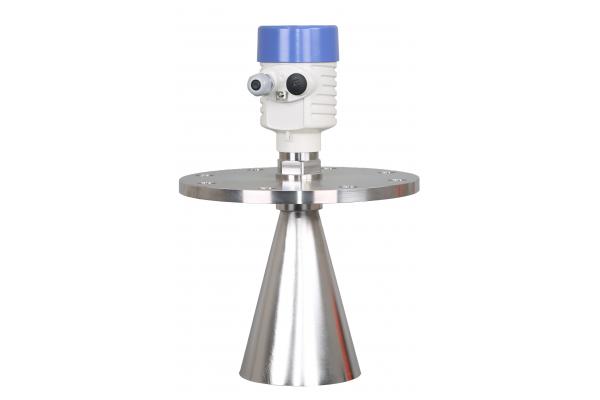 Radar Level Meter For Highly Erosive Liquids Or Solids