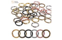 China Zinc Alloy Metal Keychain Rings , Snap Hook Clips Spring Gate O Ring supplier