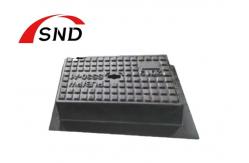 China Spray Paint Double Triangle Ductile Iron Manhole Cover Water Tank supplier