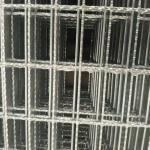 Thermal-Insulating Steel Gratings: Energy-Efficient and Comfortable