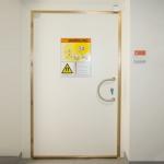 High Shielding Effectiveness Rf Shielded Doors 1.2m*2.1m Hospital for sale
