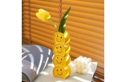 China Smiley Stack Vase for Modern Desktop Styling supplier
